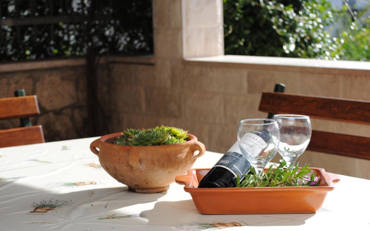 Seaview Luxury Apartment "Lucy" With Terrace & Vintage Summer Kitchen Trogir Exterior photo